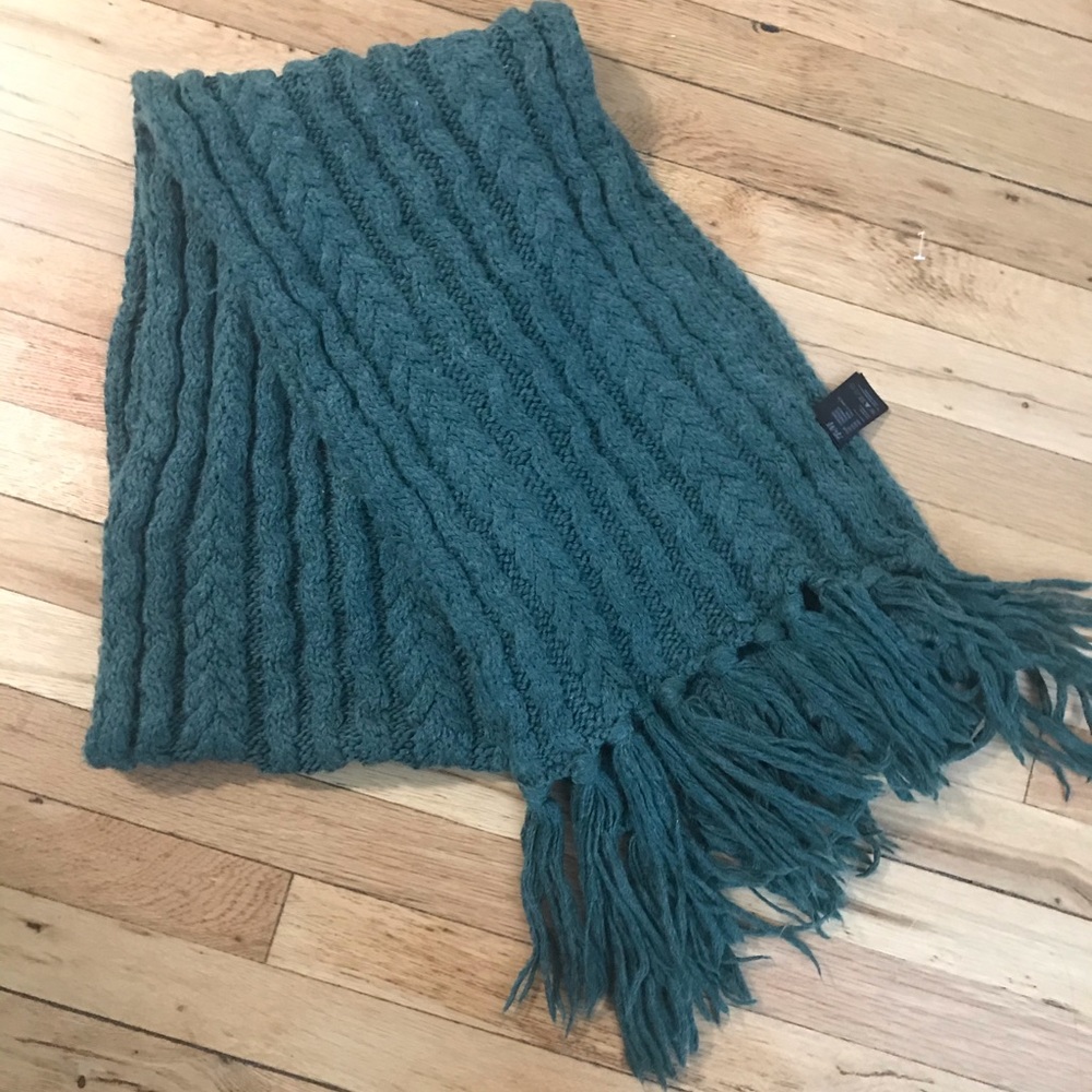 H&M scarf 🧣